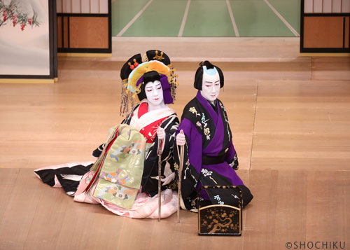 ▲From left, Nakamura Kazutarō, Nakamura Senjaku in 'KONJAKU KABUKI ZŌSHI'.