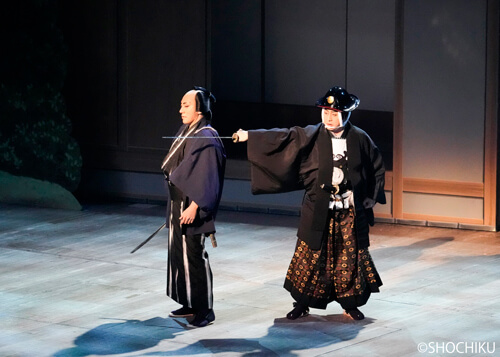 ▲From left, Ichikawa Danjūrō, Matsumoto Kōshirō<br>in 'ONIHEI HANKACHŌ'.