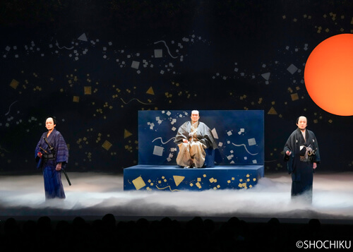 ▲From left, Ichikawa Somegorō, Matsumoto Hakuō,<br>Matsumoto Kōshirō in 'ONIHEI HANKACHŌ'.