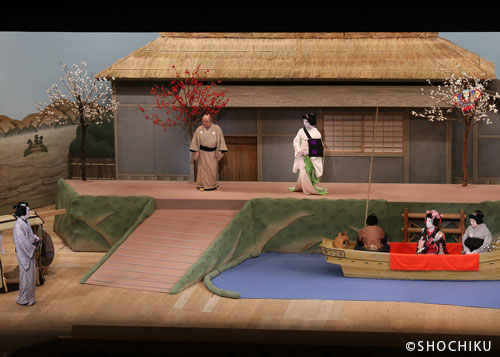▲From left, Nakamura Hayato, Nakamura Ganjirō<br>Nakamura Kazutarō, Nakamura Senjaku in 'SHINPAN UTAZAIMON'.