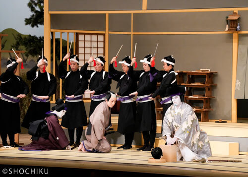 ▲From left, Kataoka Takatarō, Matsumoto Kōshirō,<br>Onoe Shōroku in 'SUGAWARA DENJU TENARAI KAGAMI'. 