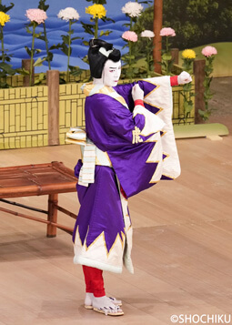 ▲ Onoe Tatsunosuke in 'KIICHIHŌGEN SANRYAKUNOMAKI'. 