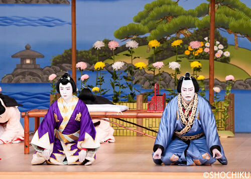 ▲ From left, Onoe Tatsunosuke, Onoe Shōroku<br>in 'KIICHIHŌGEN SANRYAKUNOMAKI'. 