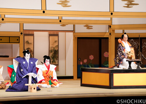 ▲ From left, Matsumoto Kōshirō, Ichikawa Somegorō, <br>Onoe Matsuya in 'TOKI WA IMA KIKYŌ NO HATAAGE'.