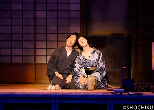 ▲ From left, Bandō Minosuke, Onoe Ukon in 'KAIDAN BOTAN DŌRŌ'.